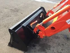 DK4210SE HST Kioti Tractor With KL5520 Loader KIOTI Tractors