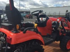 CS2210 Kioti Tractor And SL2410 Loader